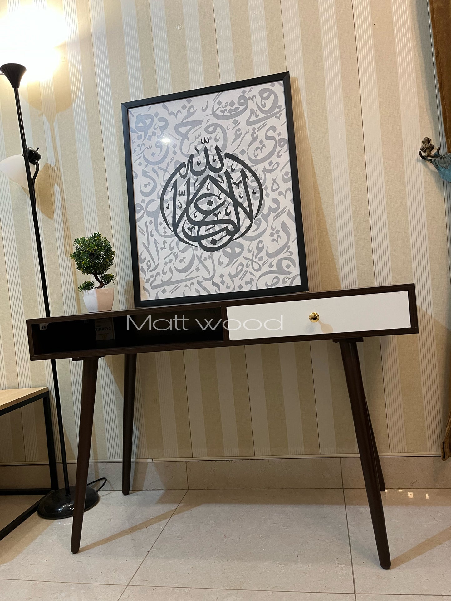 Mantu study table