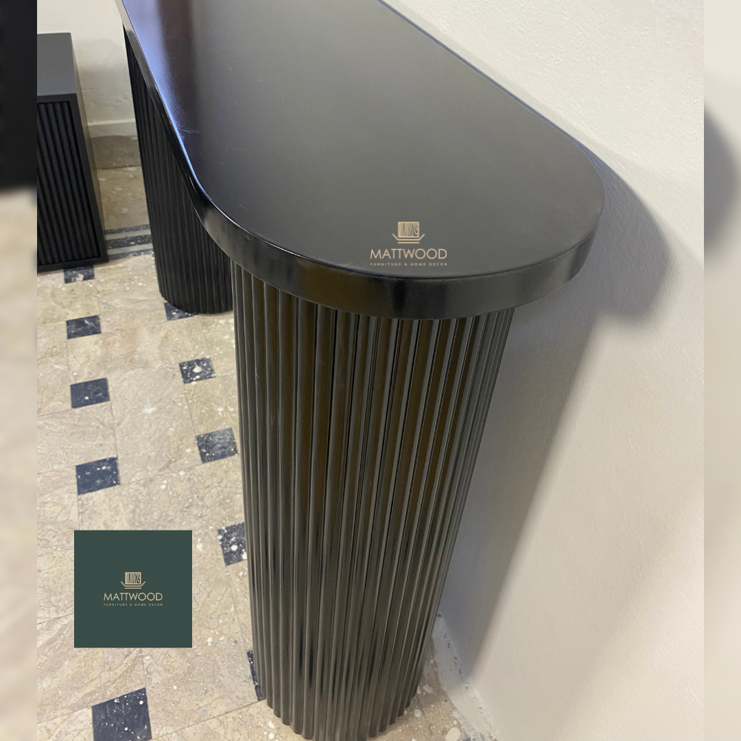 Fluted console