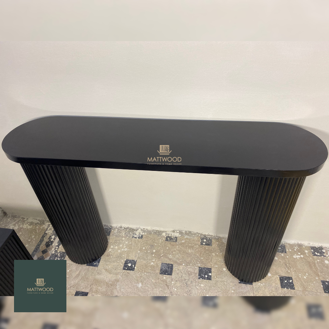 Fluted console