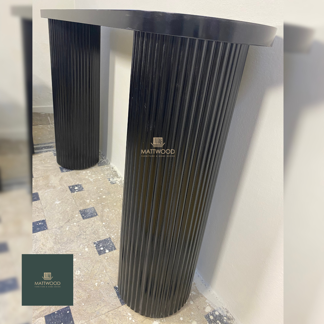 Fluted console
