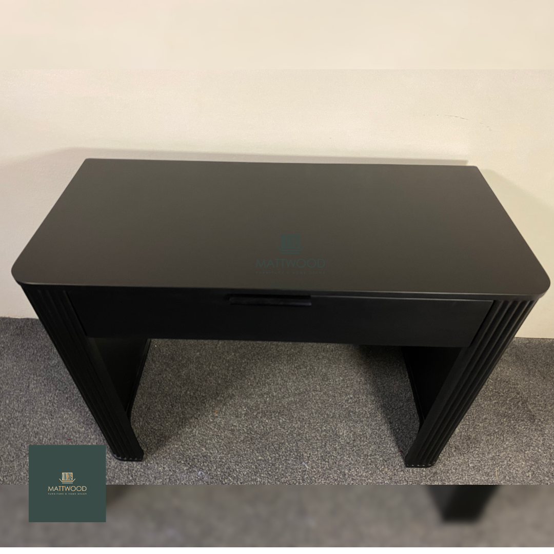 Barbos Makeup Vanity