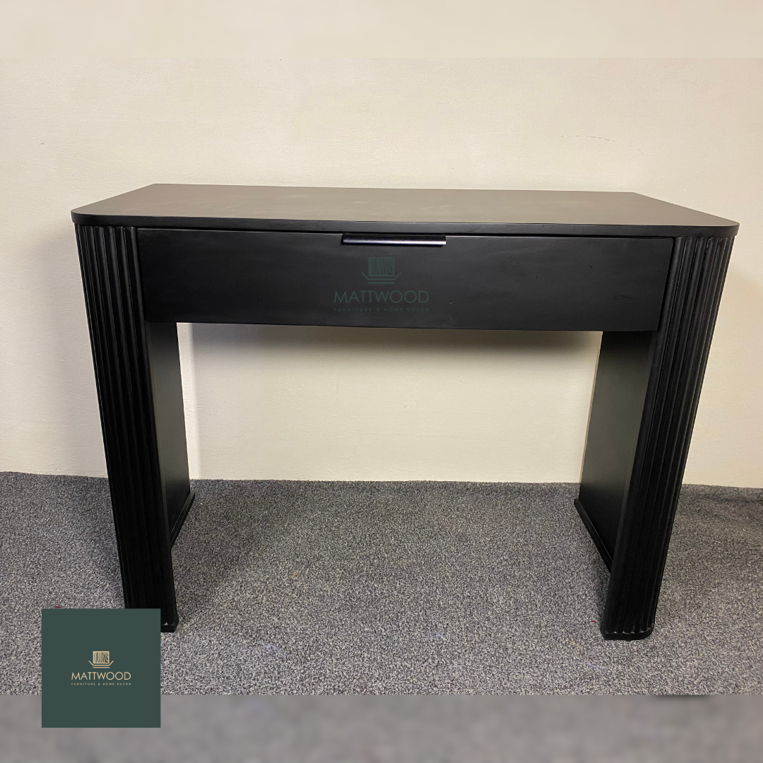 Barbos Makeup Vanity