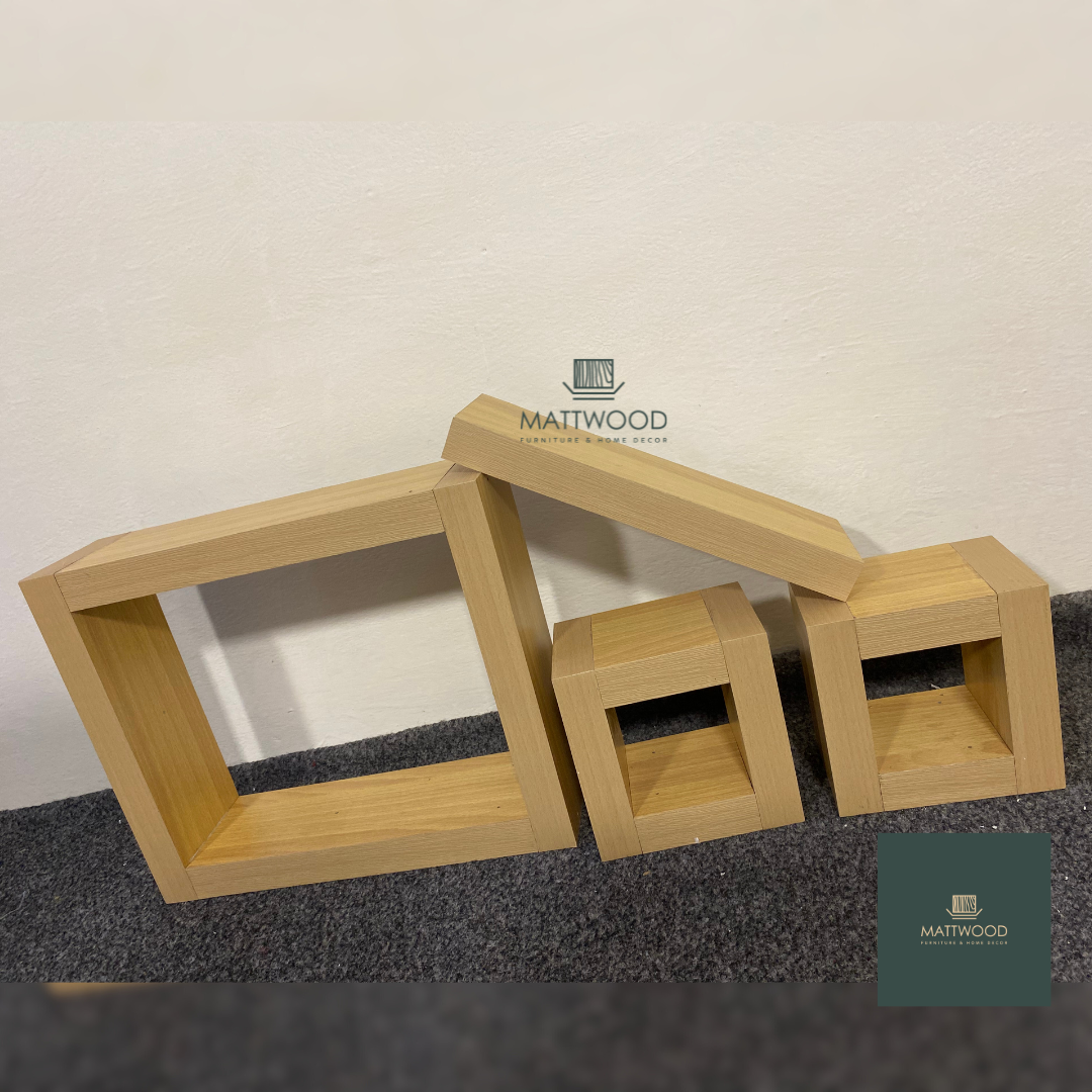 Daisy wall shelfs