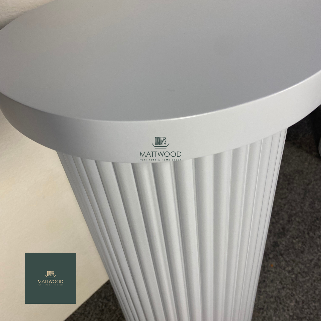 Fluted console