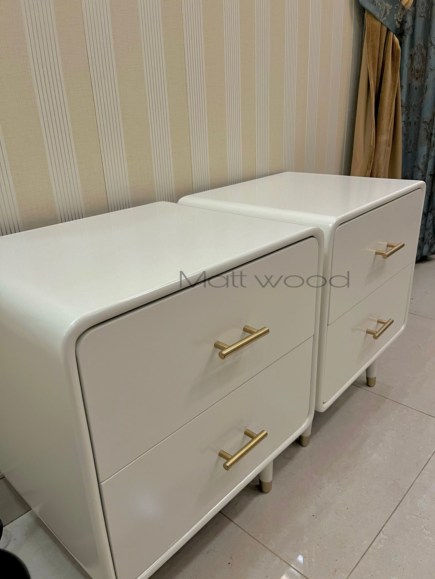 Porta side table