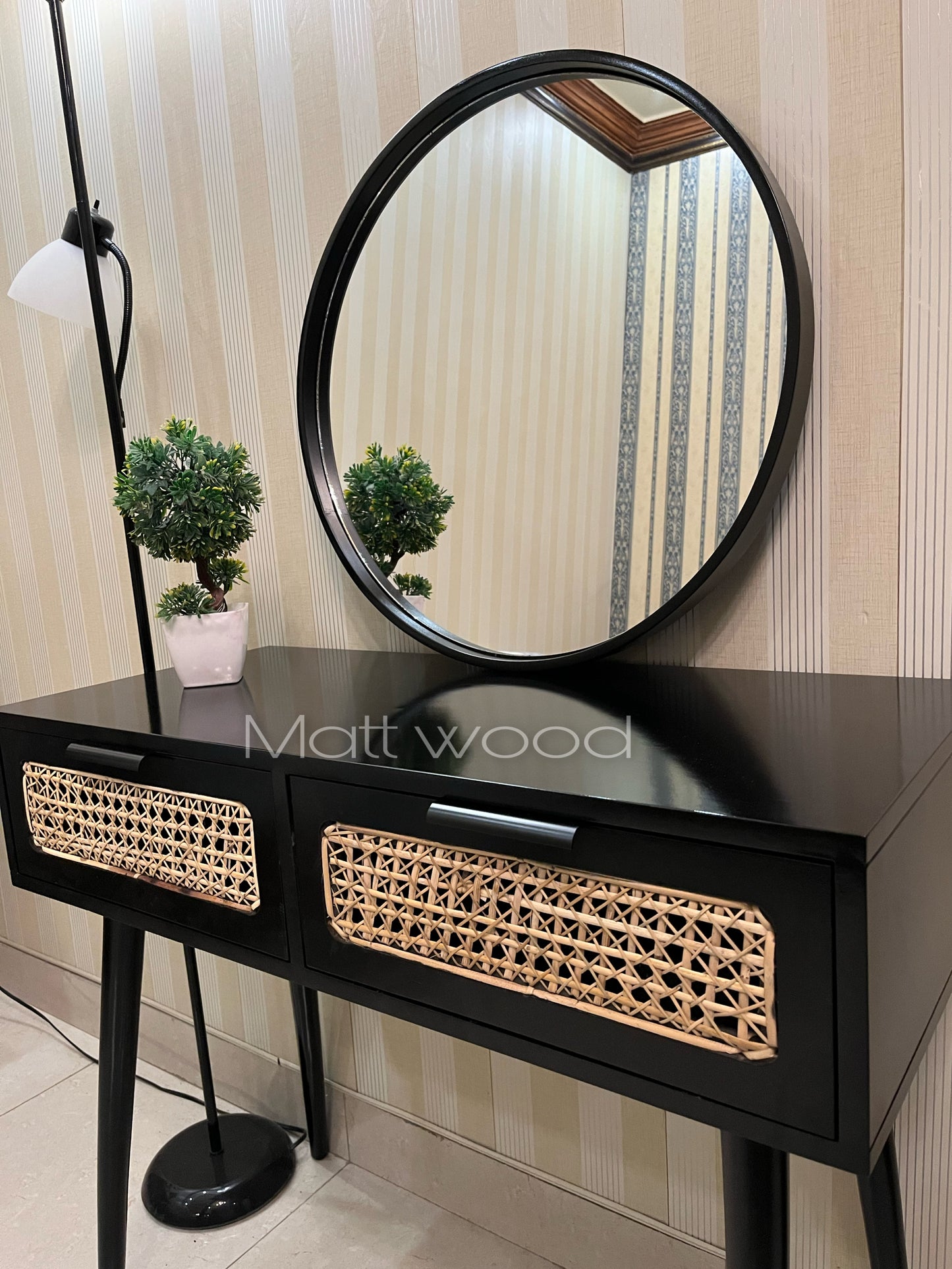 Rattan table console
