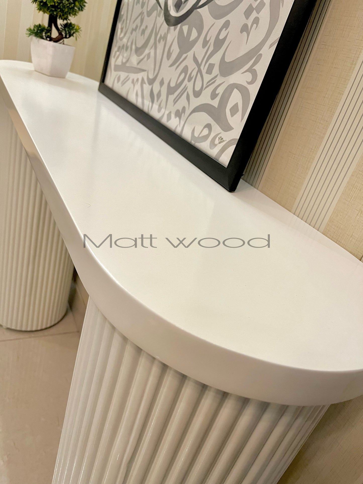 Fluted console