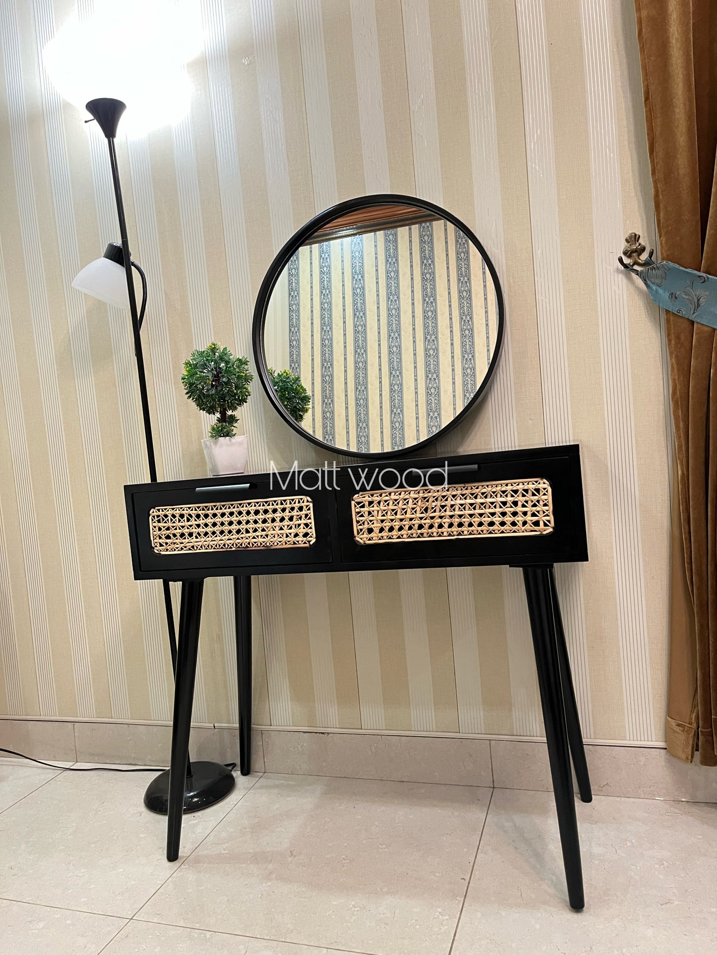Rattan table console