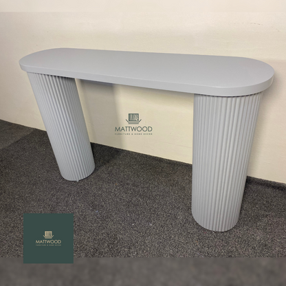 Fluted console