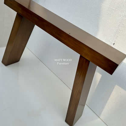 Urban table console