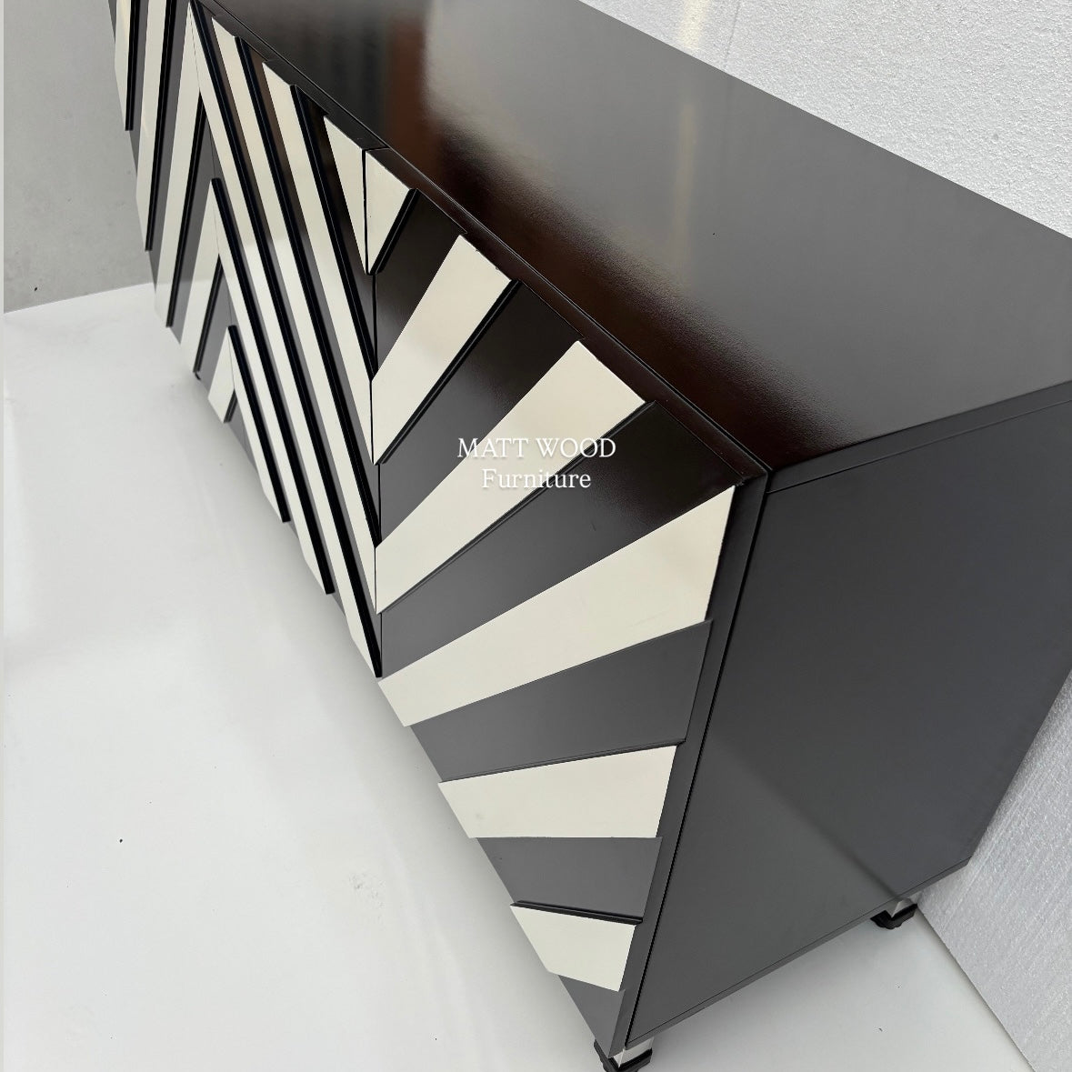 Zebra sideboard console