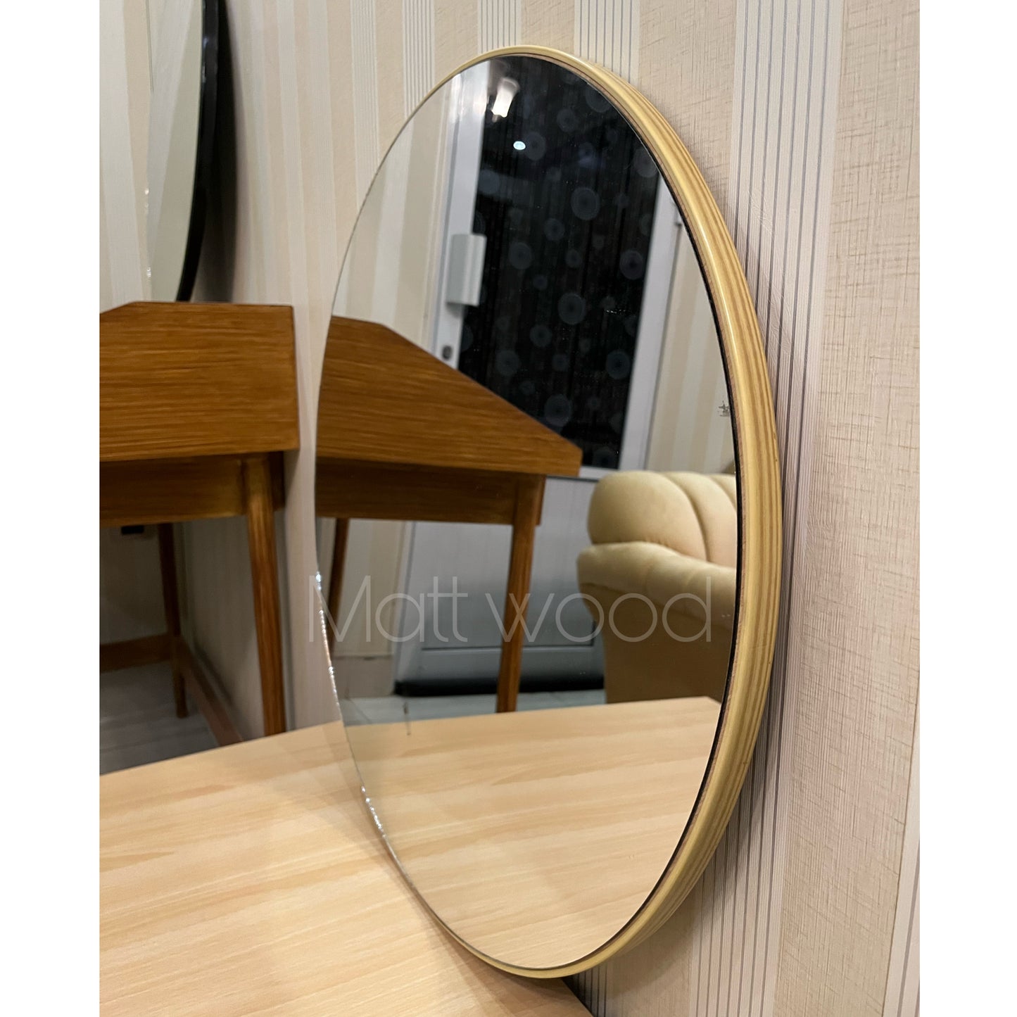 Diwan mirror