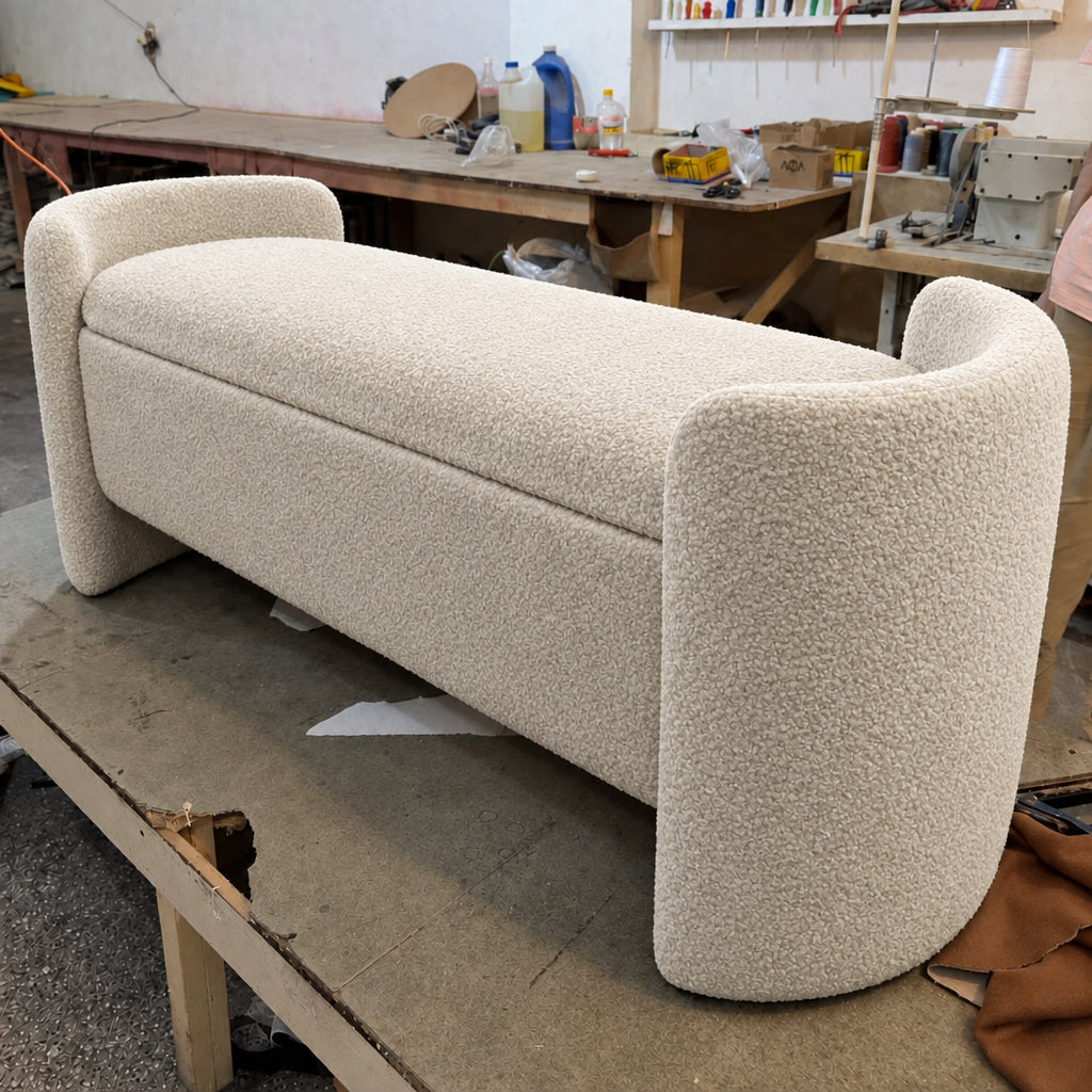 Avora storage bench