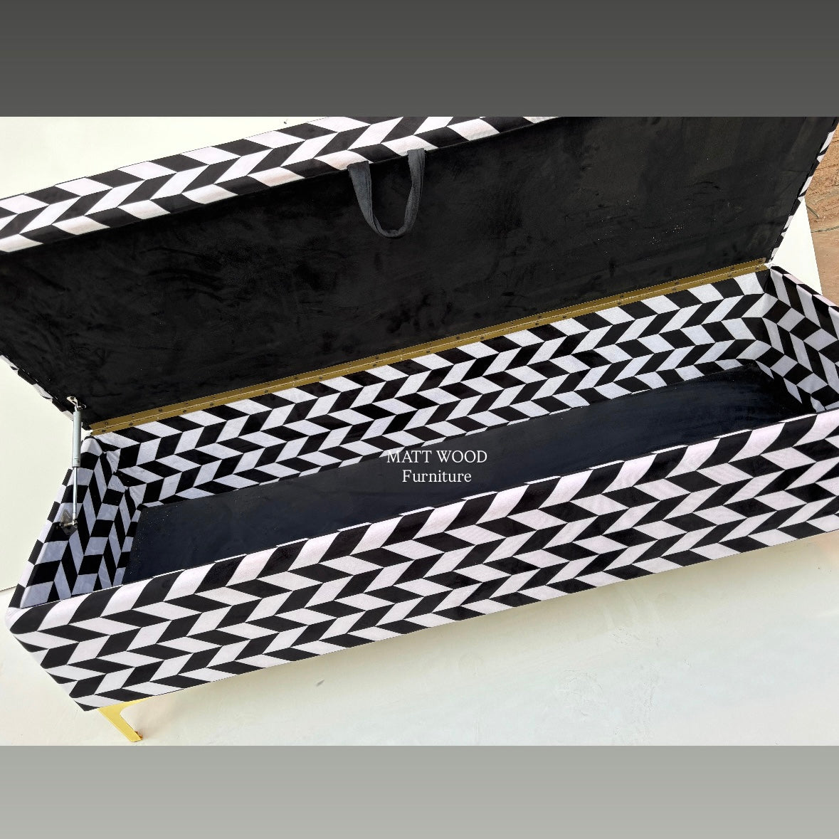 Barka storage bench