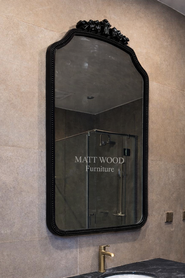 Royal mirror