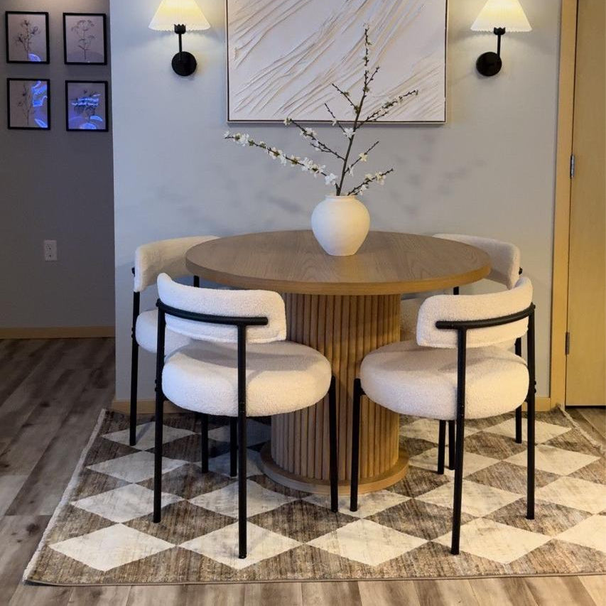 Lenoz dinning table