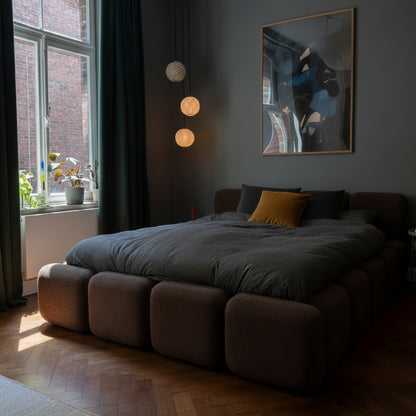 Bubble square bed