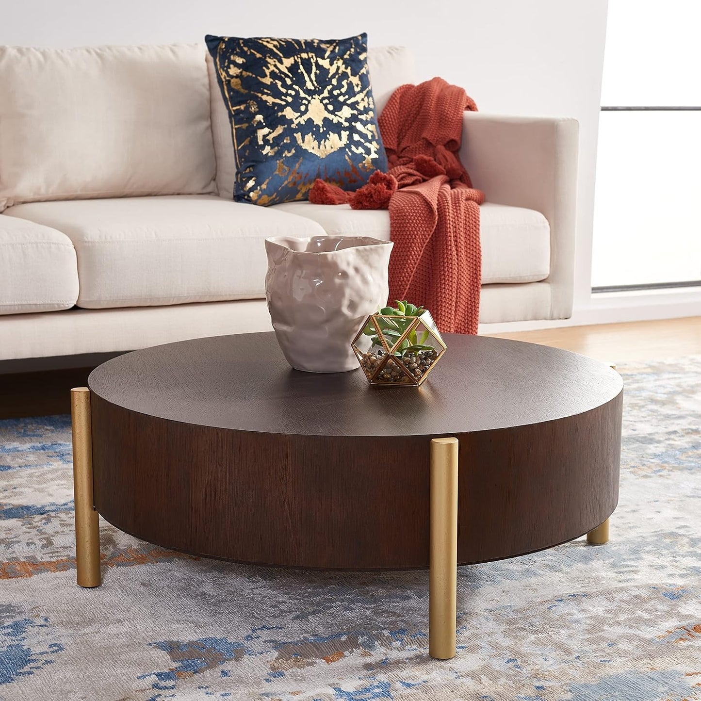 Aura center table